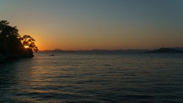 Der letzte Sonnenuntergang auf See